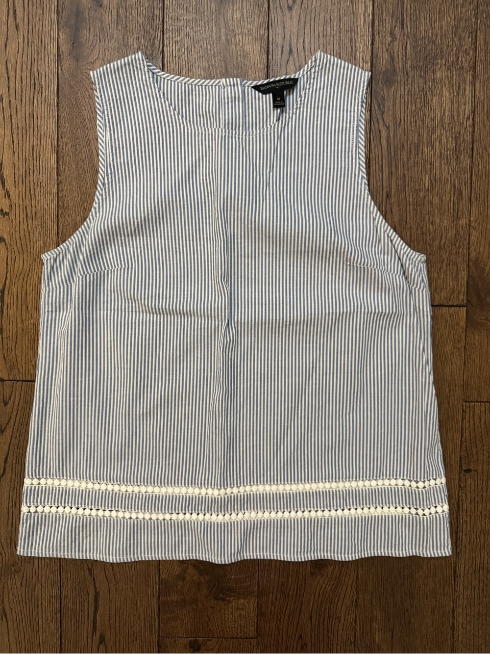 Banana Republic Blue and White Striped Seersucker Sleeveless Top